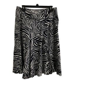 Jones‎ New York signature ladies zebra print skirt size 10.